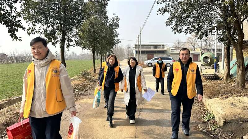 �й�ʨ��������ط�����߽�����������չ�´����з���