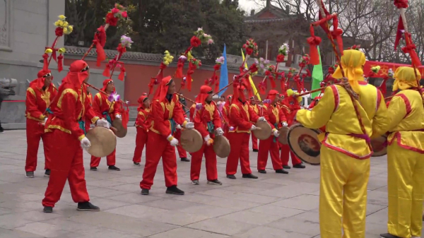 “十面锣鼓”闹新春 20240218.mp4_20240219_145723.477.jpg