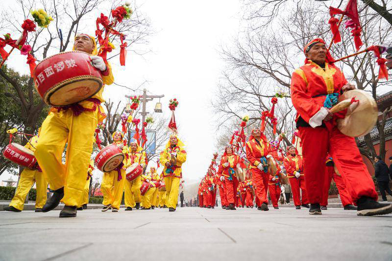 临潼零口十面锣鼓表演场景